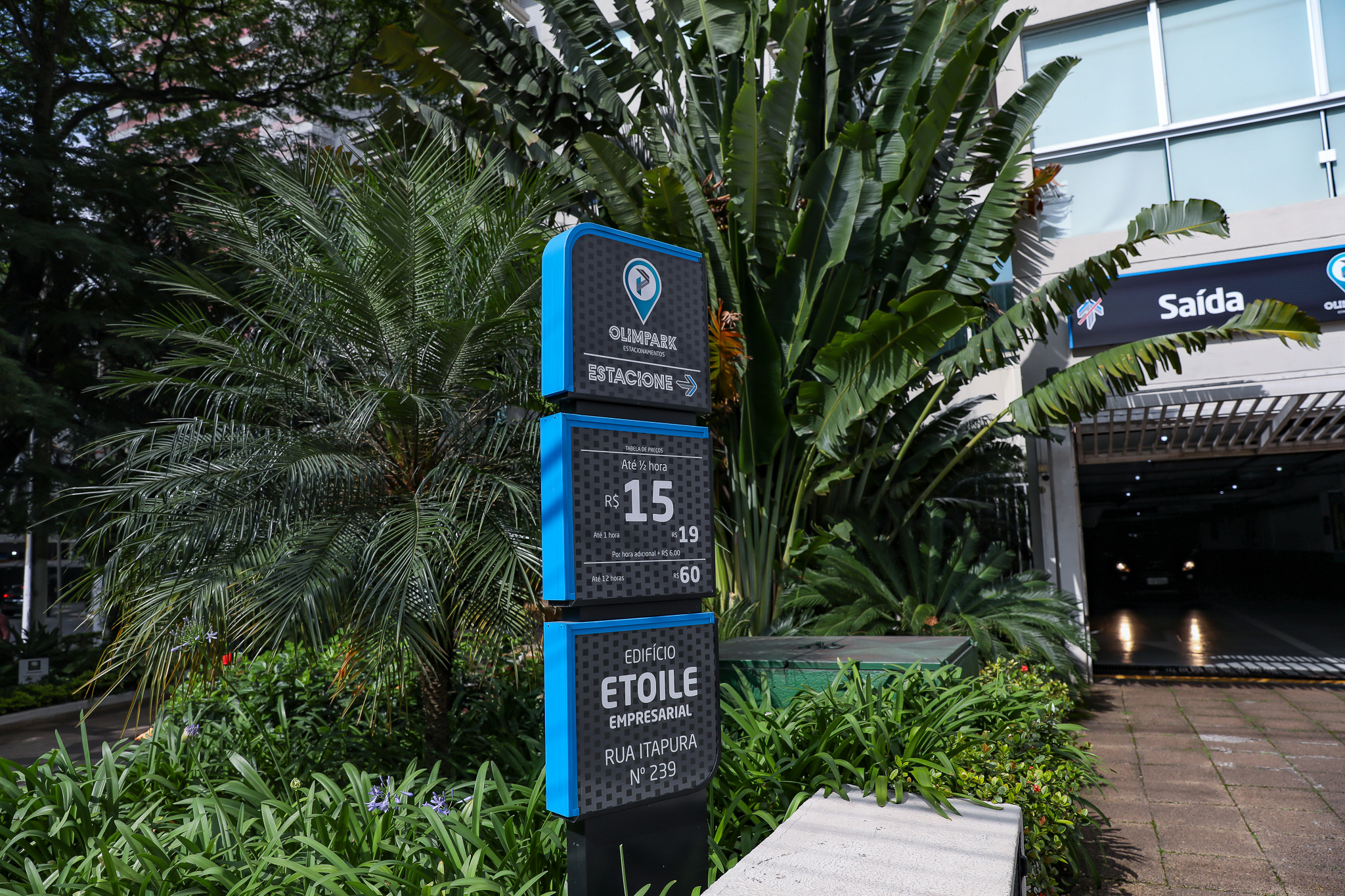 Sinalização externa de estacionamento Olimpark